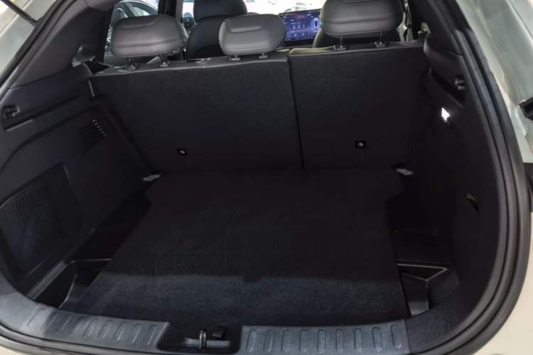 Used Deepal S05 2026 Model 520Lite Pure Electric Edition Trunk