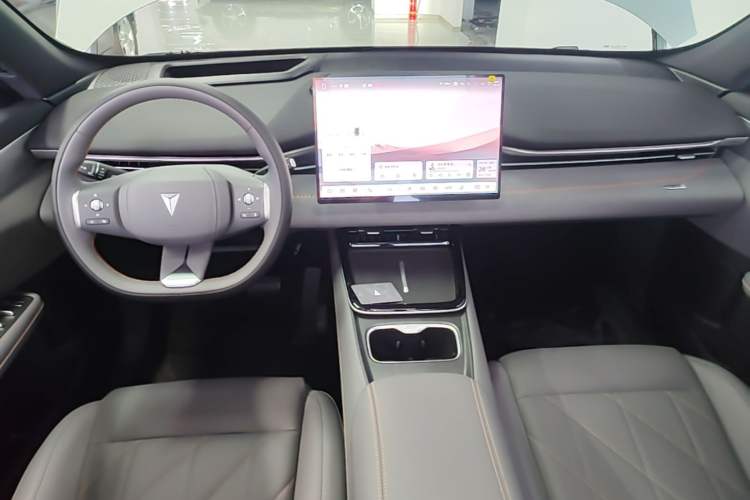 Used Deepal S05 2026 Model 520Max Pure Electric Edition Center Console