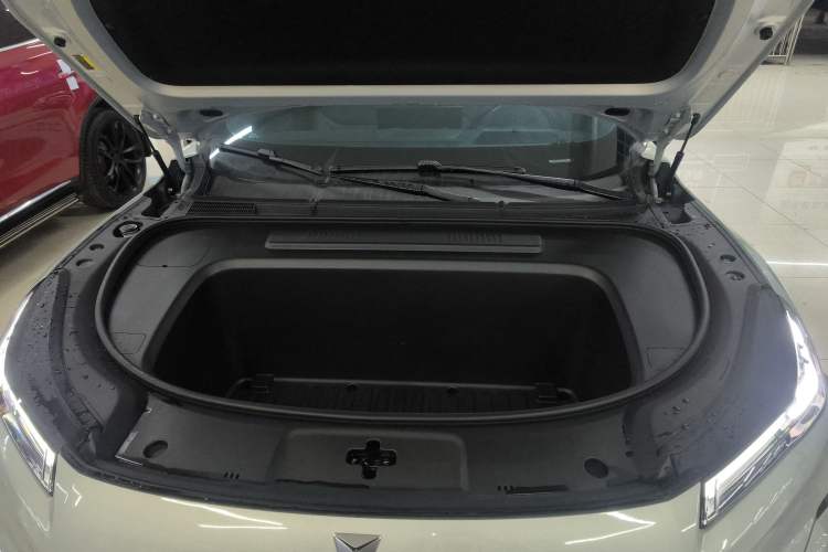 Used Deepal S05 2026 Model 620Max Pure Electric Edition Engine Bay