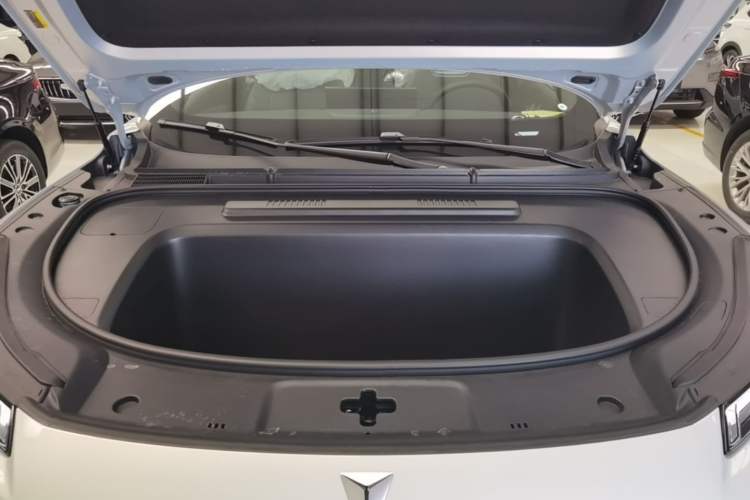 Used Deepal S05 2026 Model 520Plus Pure Electric Edition Engine Bay