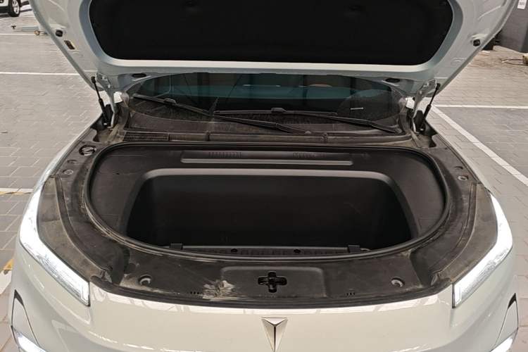 Used Deepal S05 2026 Model 520Max Pure Electric Edition Engine Bay