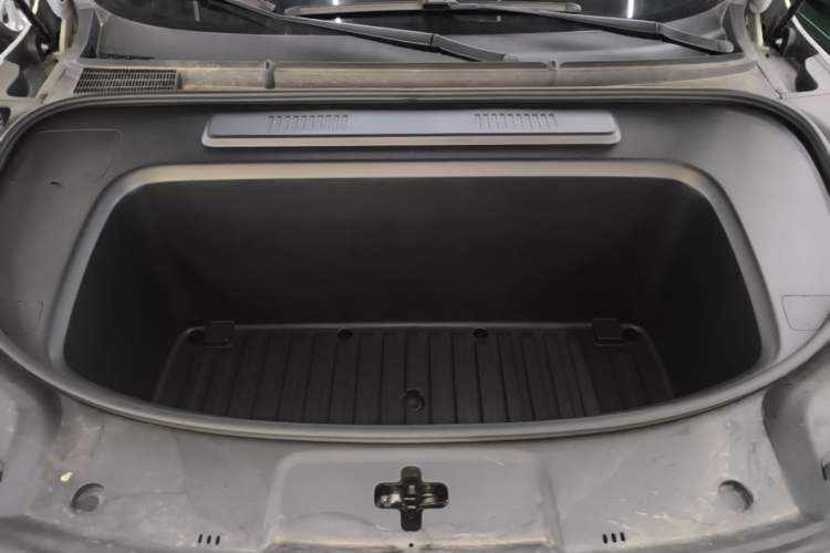 Used Deepal S05 2026 Model 520Max Pure Electric Edition Engine Bay