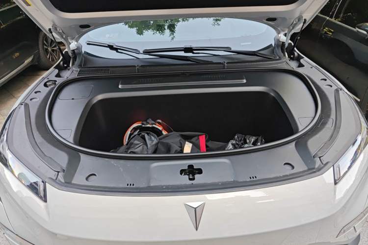 Used Deepal S05 2026 Model 520Plus Pure Electric Edition Engine Bay
