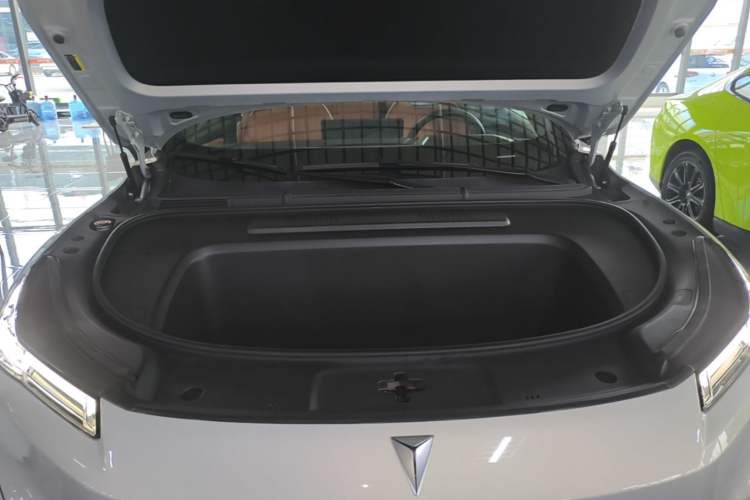 Used Deepal S05 2026 Model 520Max Pure Electric Edition Engine Bay