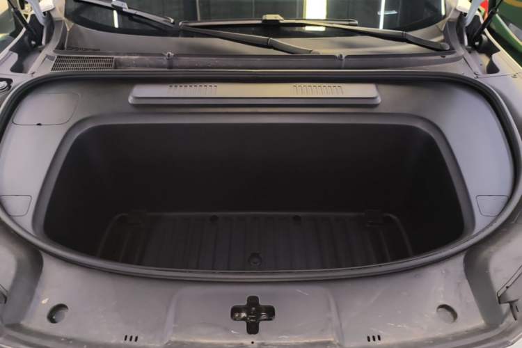 Used Deepal S05 2026 Model 520Max Pure Electric Edition Engine Bay