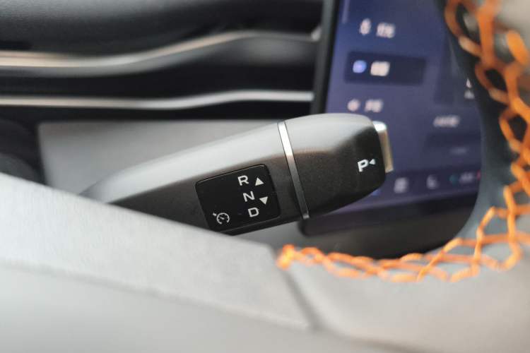 Used Deepal S05 2026 Model 520Max Pure Electric Edition Gear Lever
