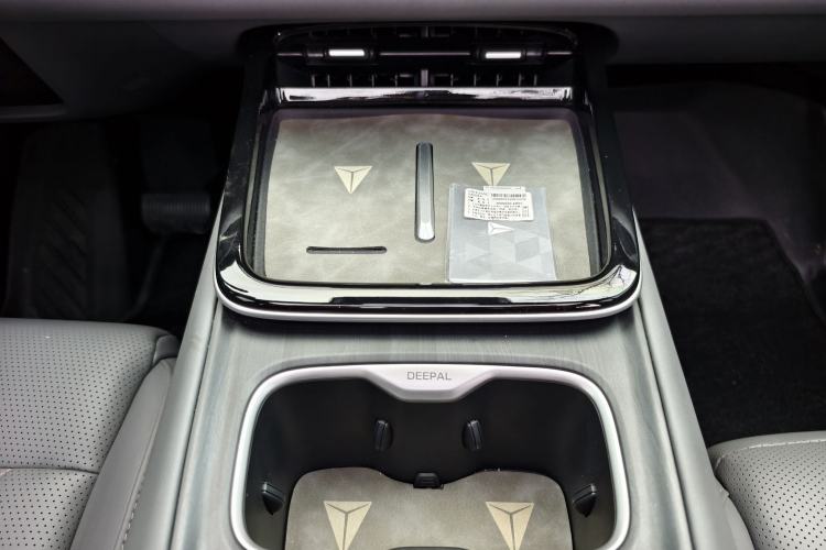 Used Deepal S05 2026 Model 520Max Pure Electric Edition Interior 9
