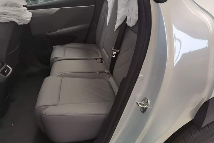 Used Deepal S05 2026 Model 520Plus Pure Electric Edition Left Rear Seat
