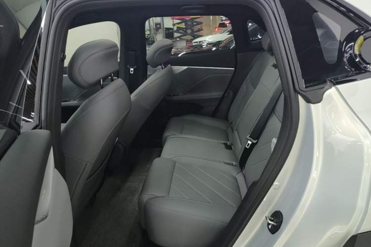 Used Deepal S05 2026 Model 520Max Pure Electric Edition Left Rear Seat