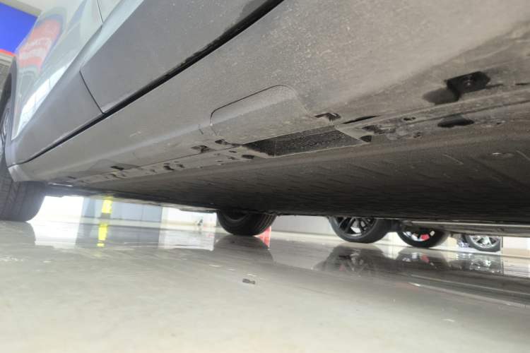 Used Deepal S05 2026 Model 620Max Pure Electric Edition Left Side Sill