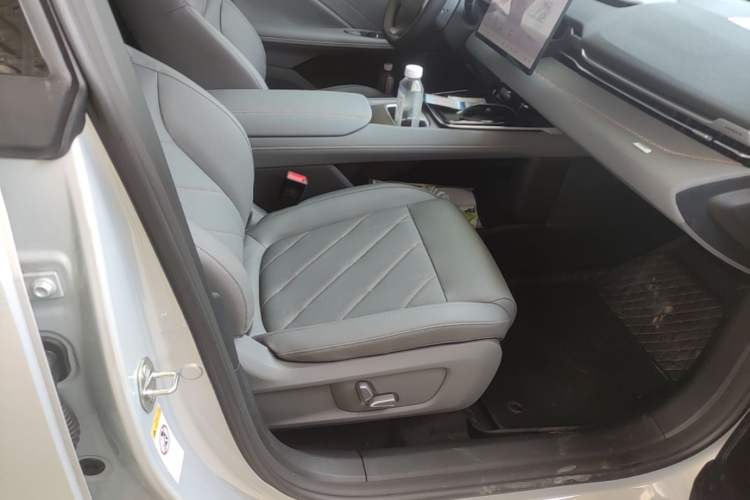 Used Deepal S05 2026 Model 620Plus Pure Electric Edition Right Front Seat