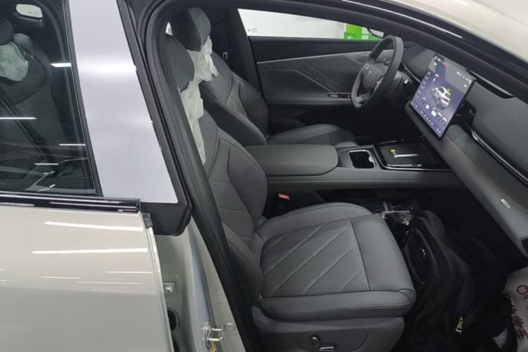 Used Deepal S05 2026 Model 520Plus Pure Electric Edition Right Front Seat