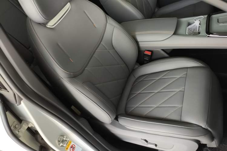 Used Deepal S05 2026 Model 620Max Pure Electric Edition Right Front Seat