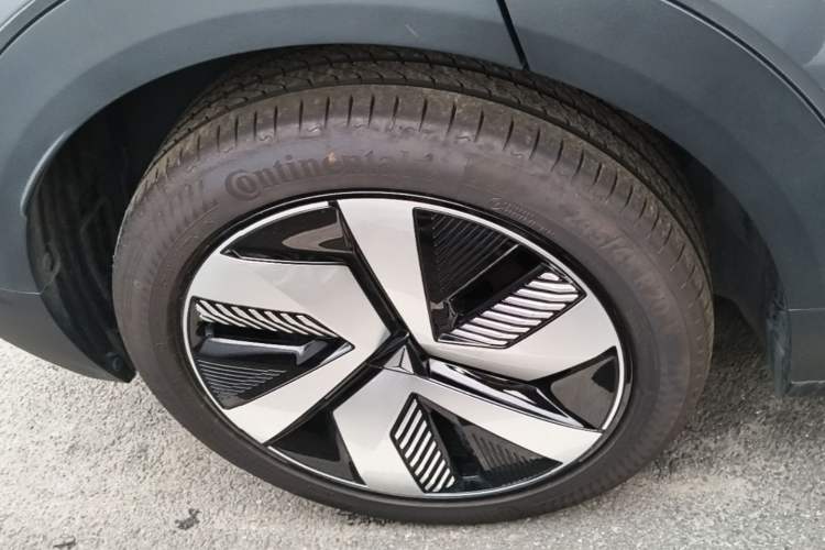 Used Deepal S05 2026 Model 520Max Pure Electric Edition Right Rear Wheel Hub