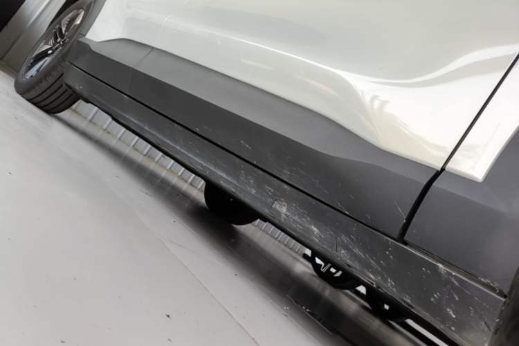 Used Deepal S05 2026 Model 620Max Pure Electric Edition Right Side Sill