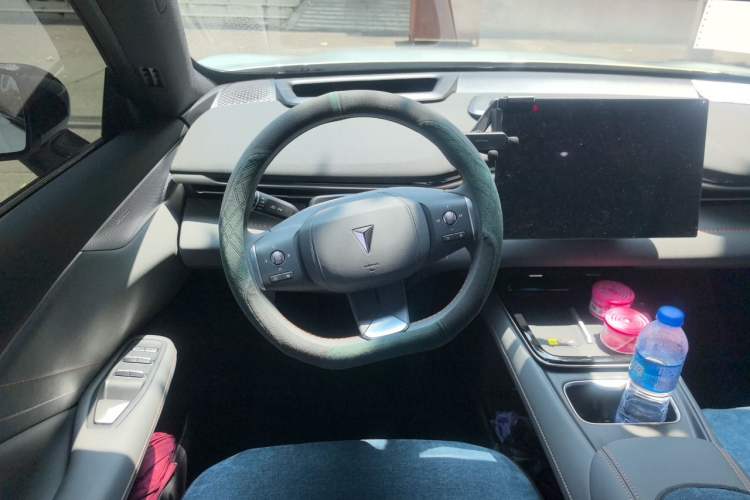 Used Deepal S05 2026 Model 520Max Pure Electric Edition Steering Wheel