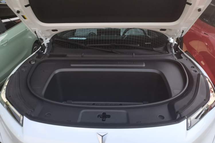 Used Deepal S05 2026 Model 520Max Pure Electric Edition Engine Bay