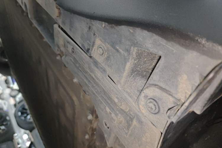 Used Deepal S05 2026 Model 520Plus Pure Electric Edition Left Side Sill