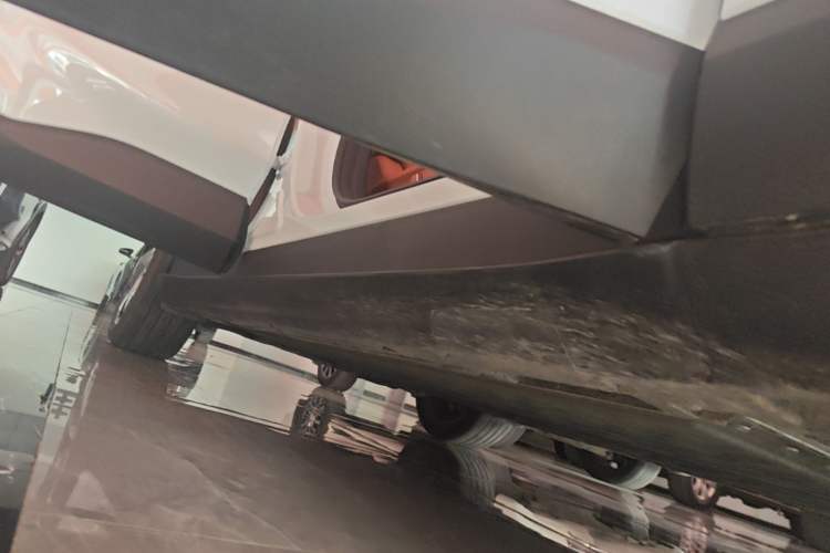 Used Deepal S05 2026 Model 620Max Pure Electric Edition Right Side Sill