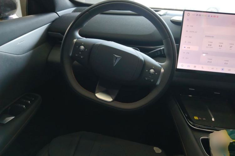 Used Deepal S05 2026 Model 620Max Pure Electric Edition Steering Wheel