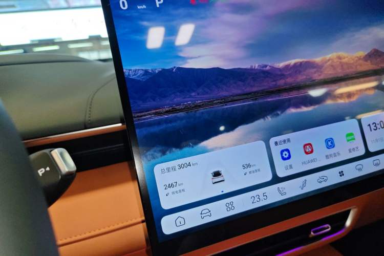 Used Deepal S07 2025 215Max Huawei Qiankun Intelligent Driving ADS SE Range-Extended Version Instrument Cluster