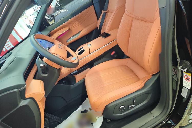 Used Deepal S07 2025 215Max Huawei Qiankun Intelligent Driving ADS SE Range-Extended Version Left Front Seat