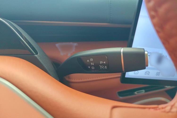 Used Deepal S07 2024 215Max Qiankun Intelligent Driving ADS SE Range-Extended Version Gear Lever