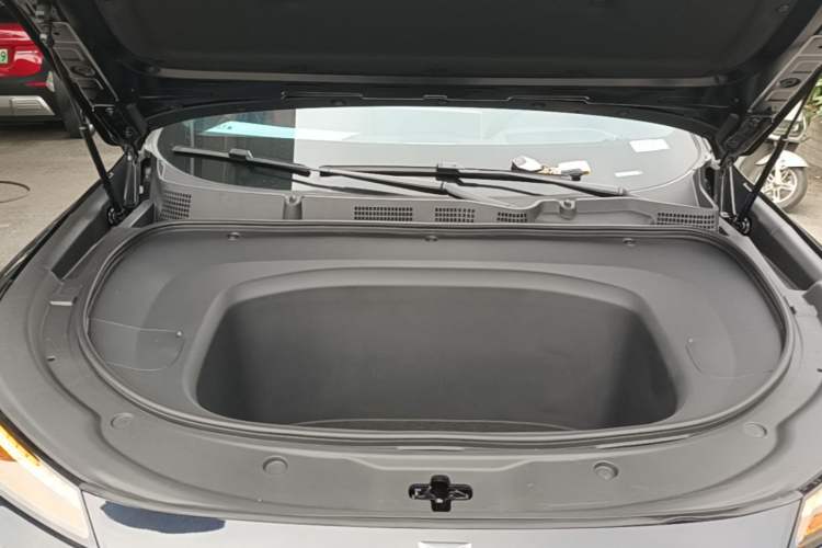Used Deepal S07 2023 520Max Pure Electric Version Engine Bay