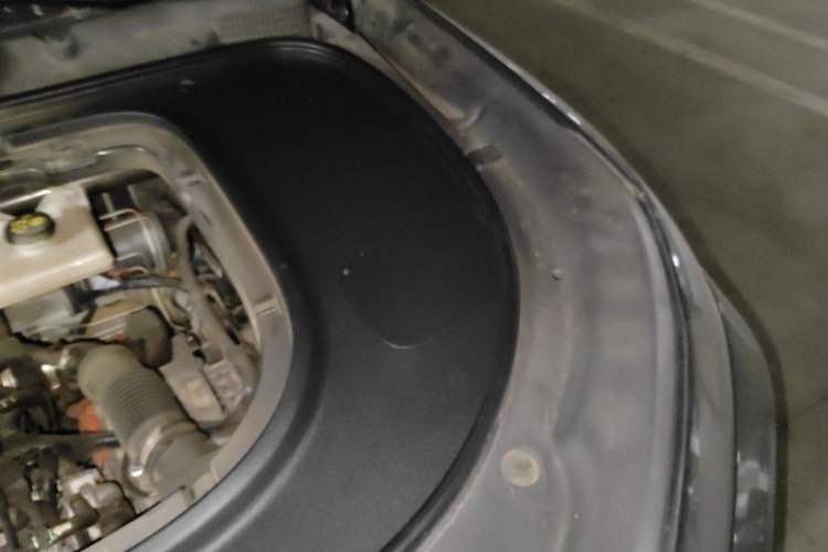 Used Deepal S07 2023 200Max Range-Extended Version Engine Bay Left