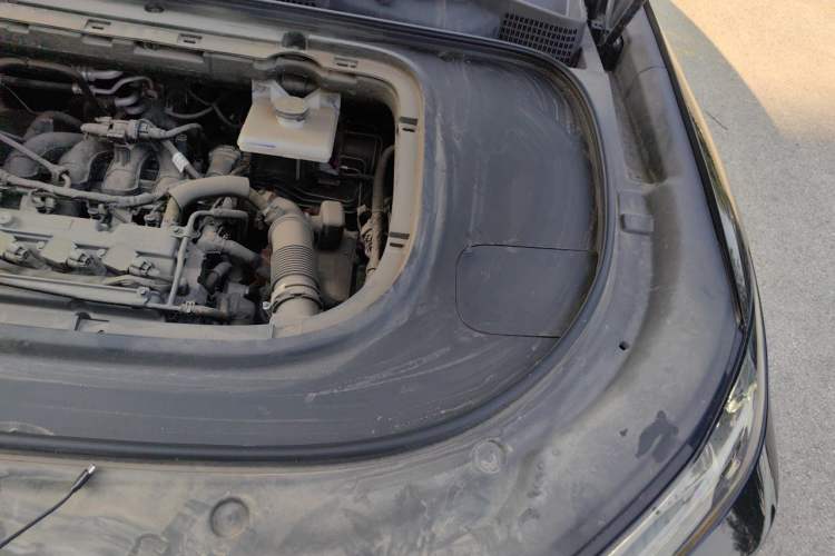 Used Deepal S07 2023 200Max Range-Extended Version Engine Bay Left