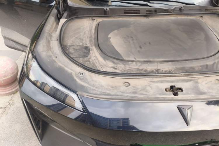Used Deepal S07 2023 200Max Range-Extended Version Engine Bay Right