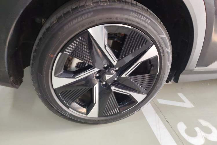 Used Deepal S07 2023 200Max Range-Extended Version Exterior 8