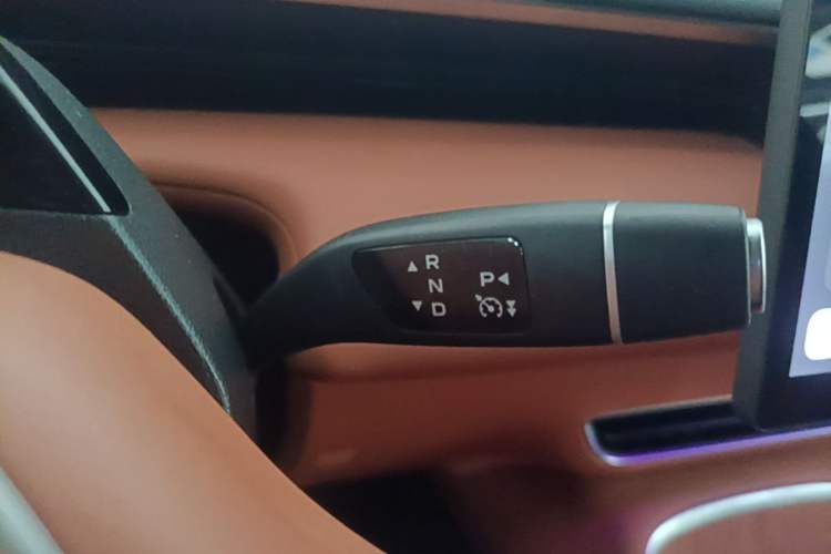 Used Deepal S07 2023 S7i 200Max Extended-Range Model Gear Lever
