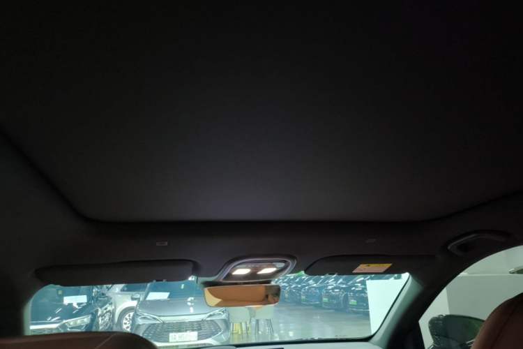 Used Deepal S07 2023 200Max Range-Extended Version Headliner