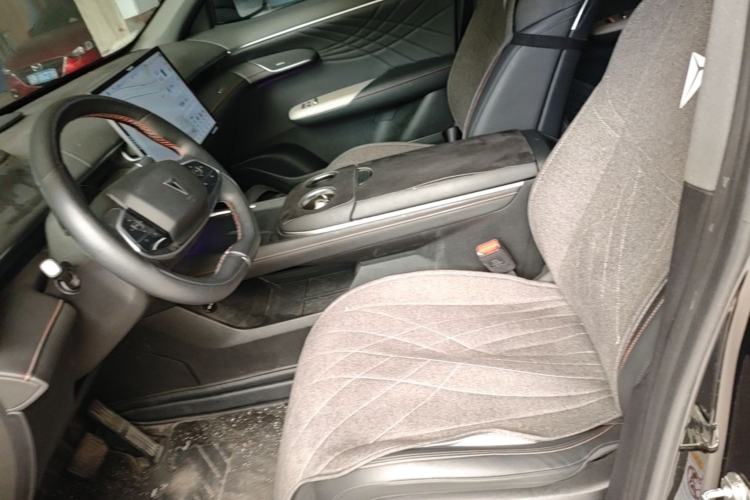 Used Deepal S07 2023 S7i 200Max Extended-Range Model Left Front Seat