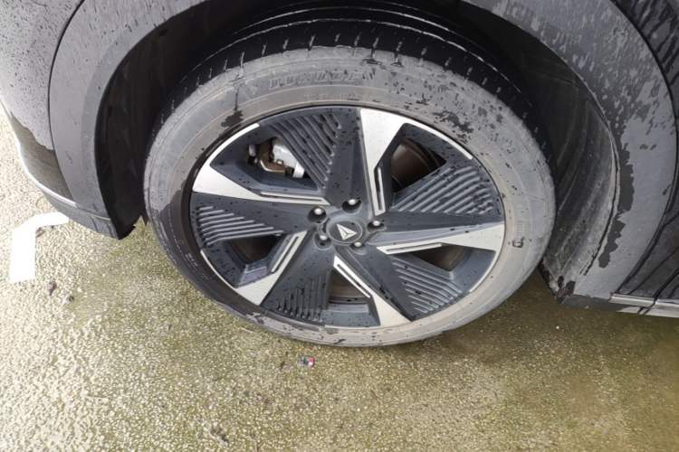 Used Deepal S07 2023 200Max Range-Extended Version Left Front Wheel Hub