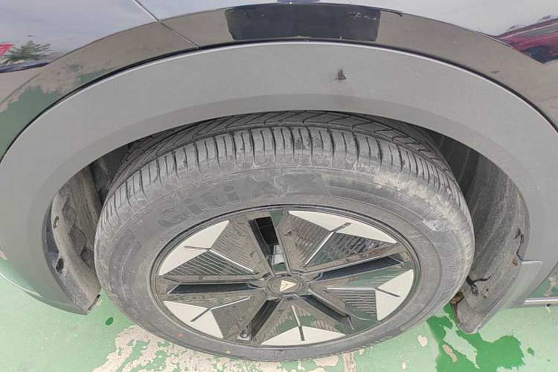 Used Deepal S07 2023 S7i 200Max Extended-Range Model Left Front Wheel Hub
