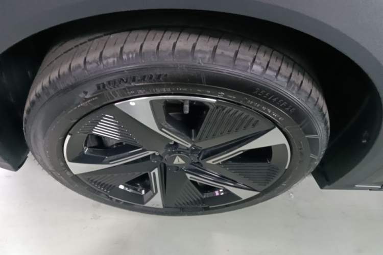 Used Deepal S07 2023 121Max Range-Extended Version Left Front Wheel Hub