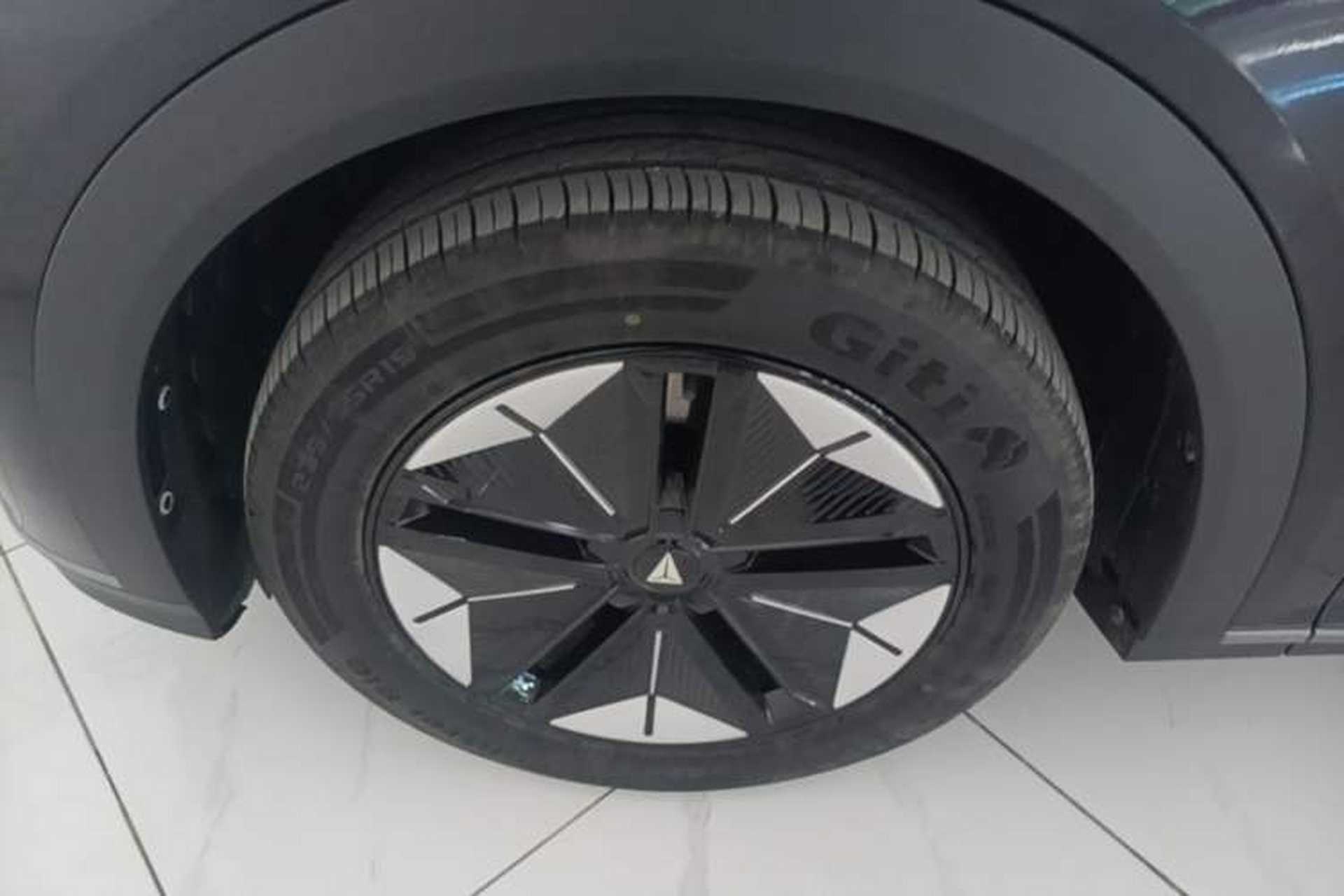 Used Deepal S07 2023 S7i 200Max Extended-Range Model Left Front Wheel Hub