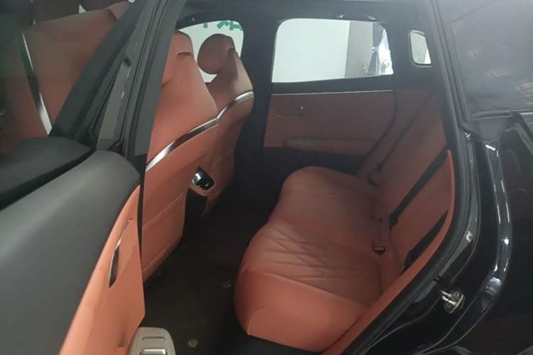 Used Deepal S07 2023 S7i 200Max Extended-Range Model Left Rear Seat