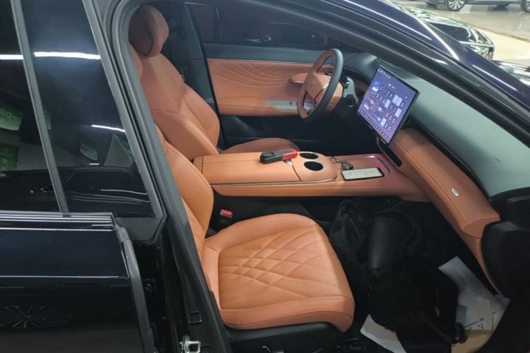 Used Deepal S07 2023 200Max Range-Extended Version Right Front Seat