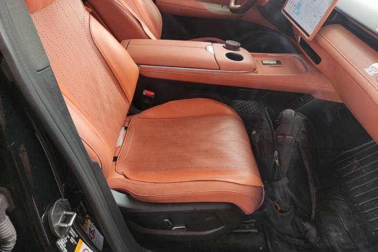 Used Deepal S07 2023 200Max Range-Extended Version Right Front Seat