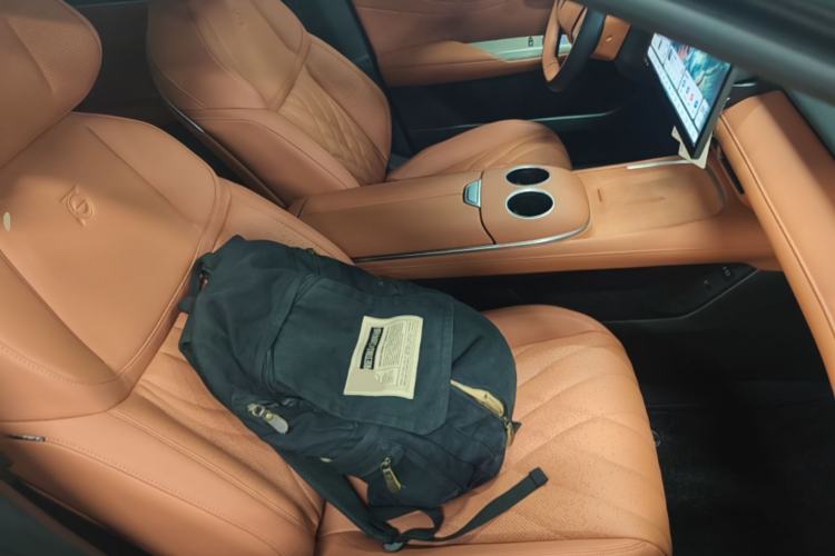 Used Deepal S07 2023 200Max Range-Extended Version Right Front Seat