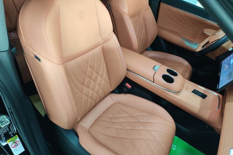 Used Deepal S07 2023 200Max Range-Extended Version Right Front Seat