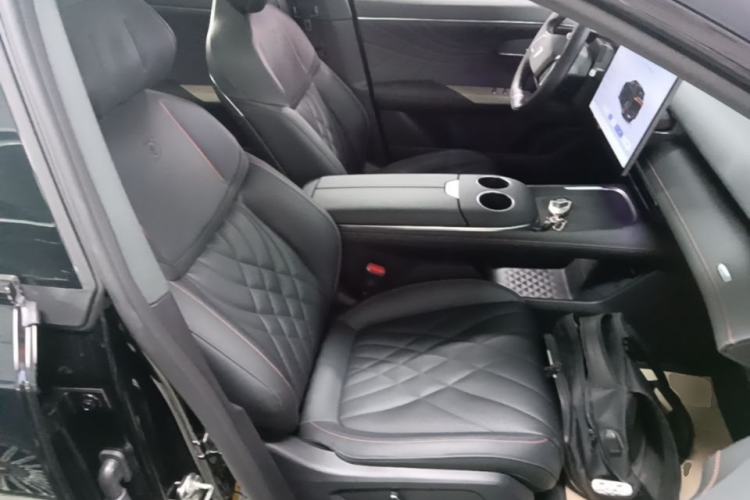 Used Deepal S07 2023 121Max Range-Extended Version Right Front Seat