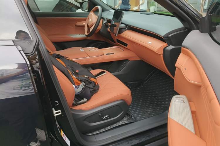 Used Deepal S07 2023 520Max Pure Electric Version Right Front Seat