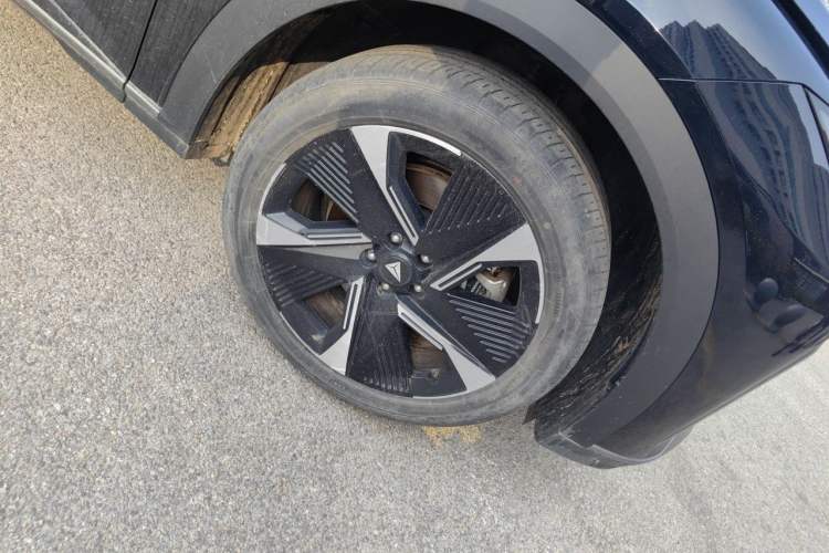 Used Deepal S07 2023 200Max Range-Extended Version Right Front Wheel Hub