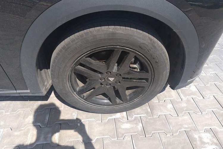 Used Deepal S07 2023 S7i 200Max Extended-Range Model Right Front Wheel Hub