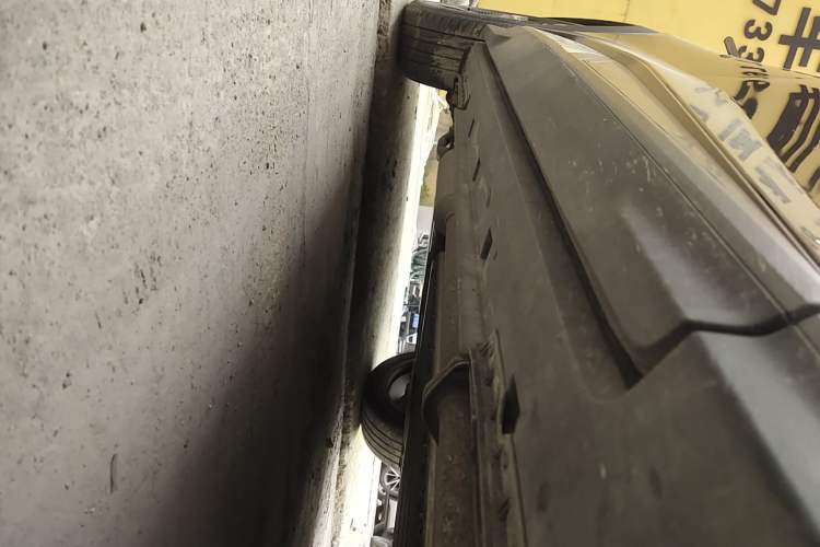Used Deepal S07 2023 121Max Range-Extended Version Right Side Sill