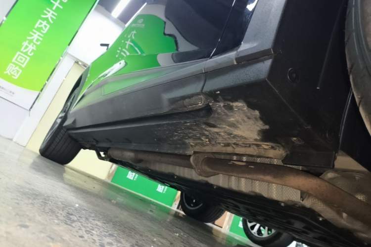 Used Deepal S07 2023 200Max Range-Extended Version Right Side Sill